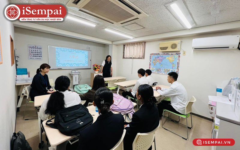 Không khí học tập vui vẻ tại AGEO