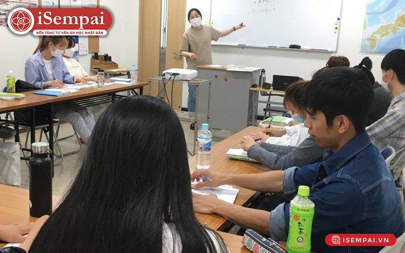 Một phòng học khác tại trường quốc tế Nagoya