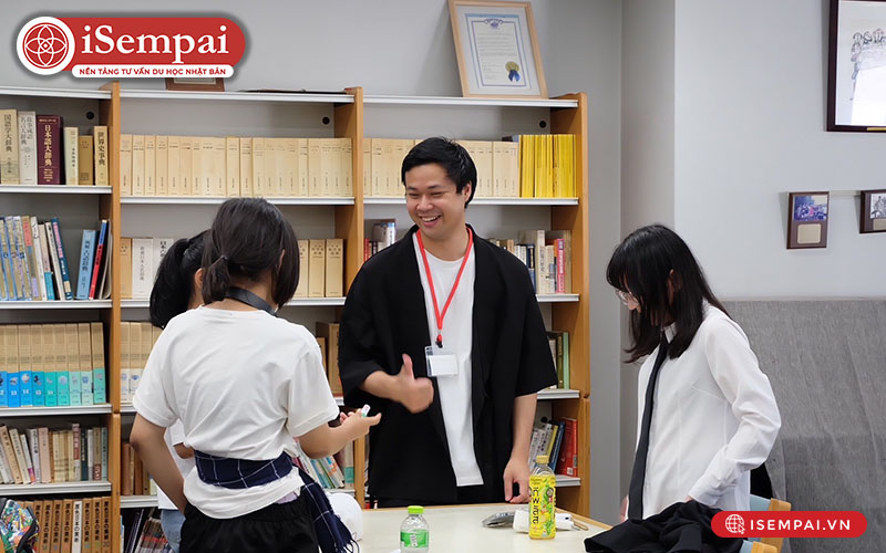 Phòng giáo vụ của YMCA Osaka