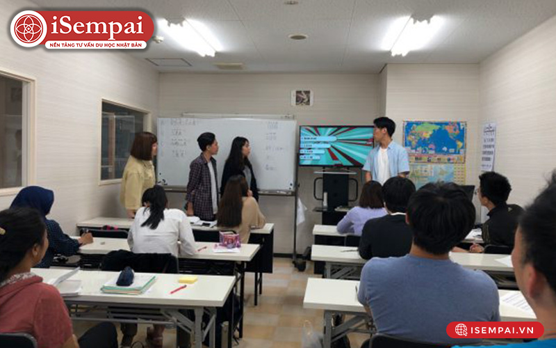 Phòng học nhỏ không quá 20 người tại J Academy
