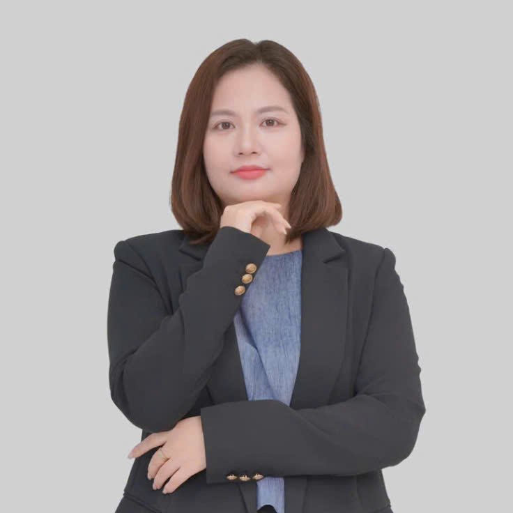 CÔ NGUYỄN NHUNG